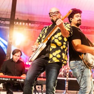 Děkujeme za včerejší koncert ve Štětí! 🤩

Léto se nám už velmi rychle krátí a čekají nás poslední tři open-air koncerty. ☀️⛅️

Vstupenky na naše klubové turné V PLNÉ SÍLE ⬇️
https://poletime.info/koncerty

Davy šílí!!!
Poletíme?